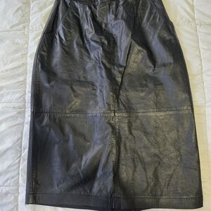 Vintage XS Black Leather Midi Skirt